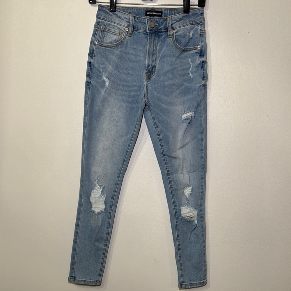 After Market Women's Light Blue Distressed Jeans
